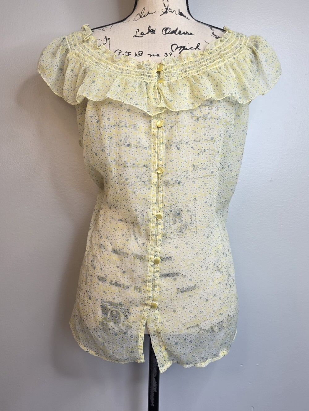 Y2k Old Navy Yellow Polka Dot Ruffle-Neck Blouse Sz L